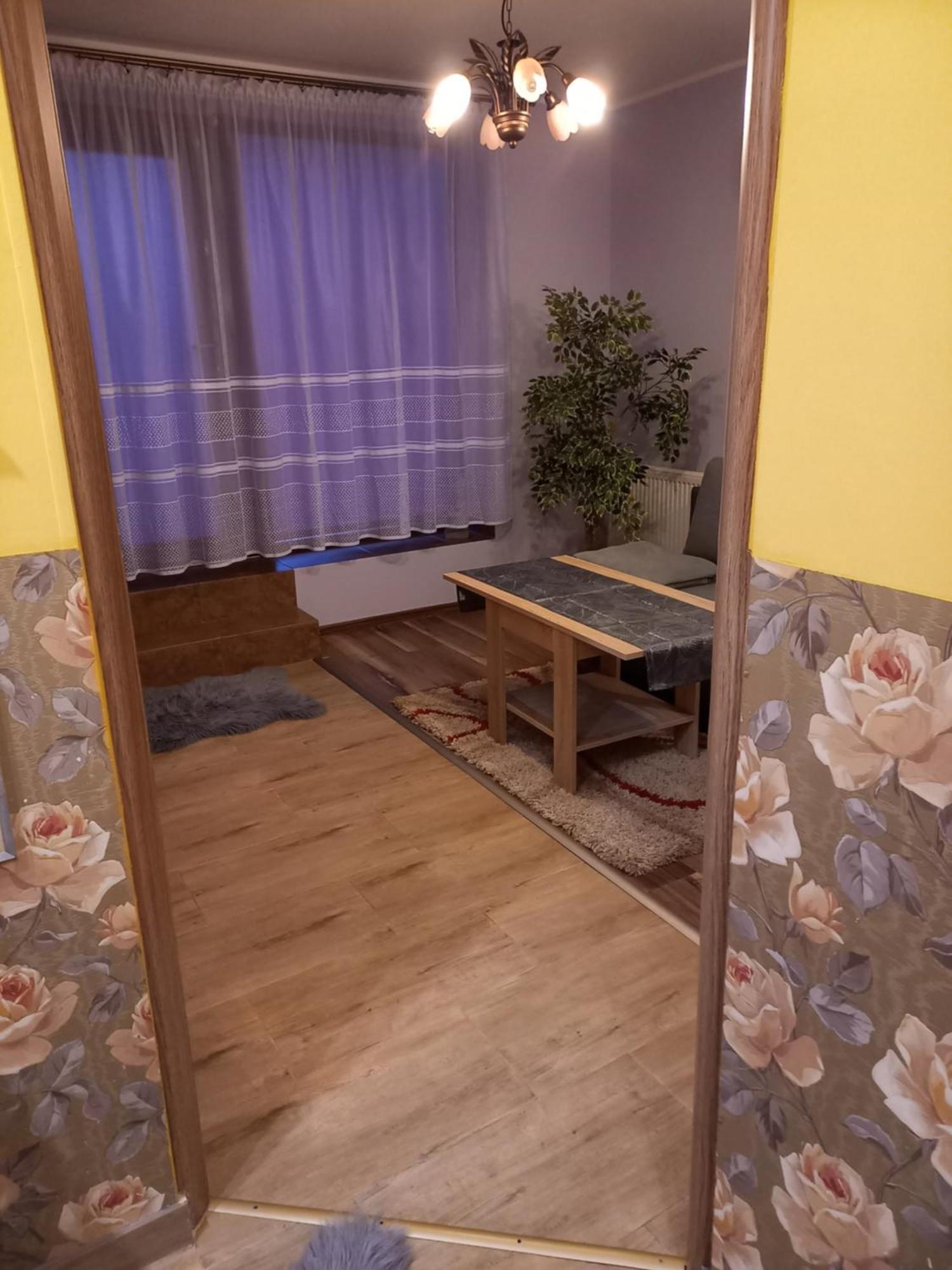Apartament-Mieszkanie Gniezno-Na Doby Exterior photo