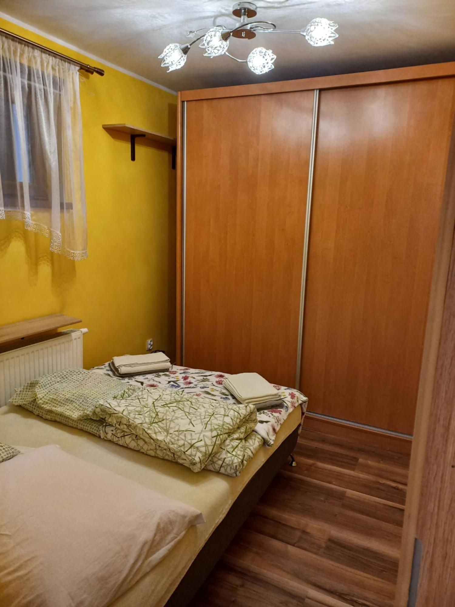 Apartament-Mieszkanie Gniezno-Na Doby Exterior photo